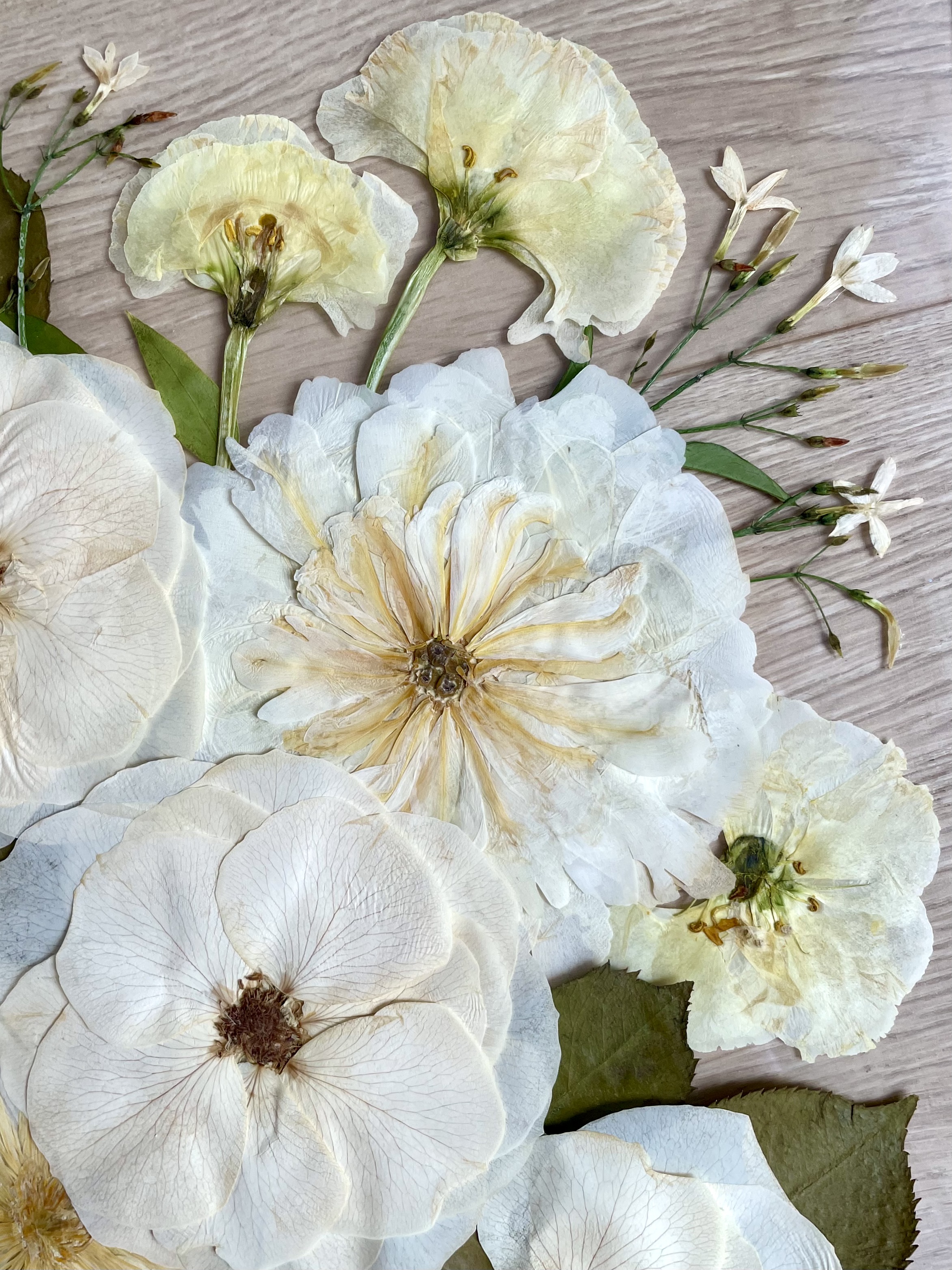 LISIANTHUS composition florale encadrée bouquet mariage