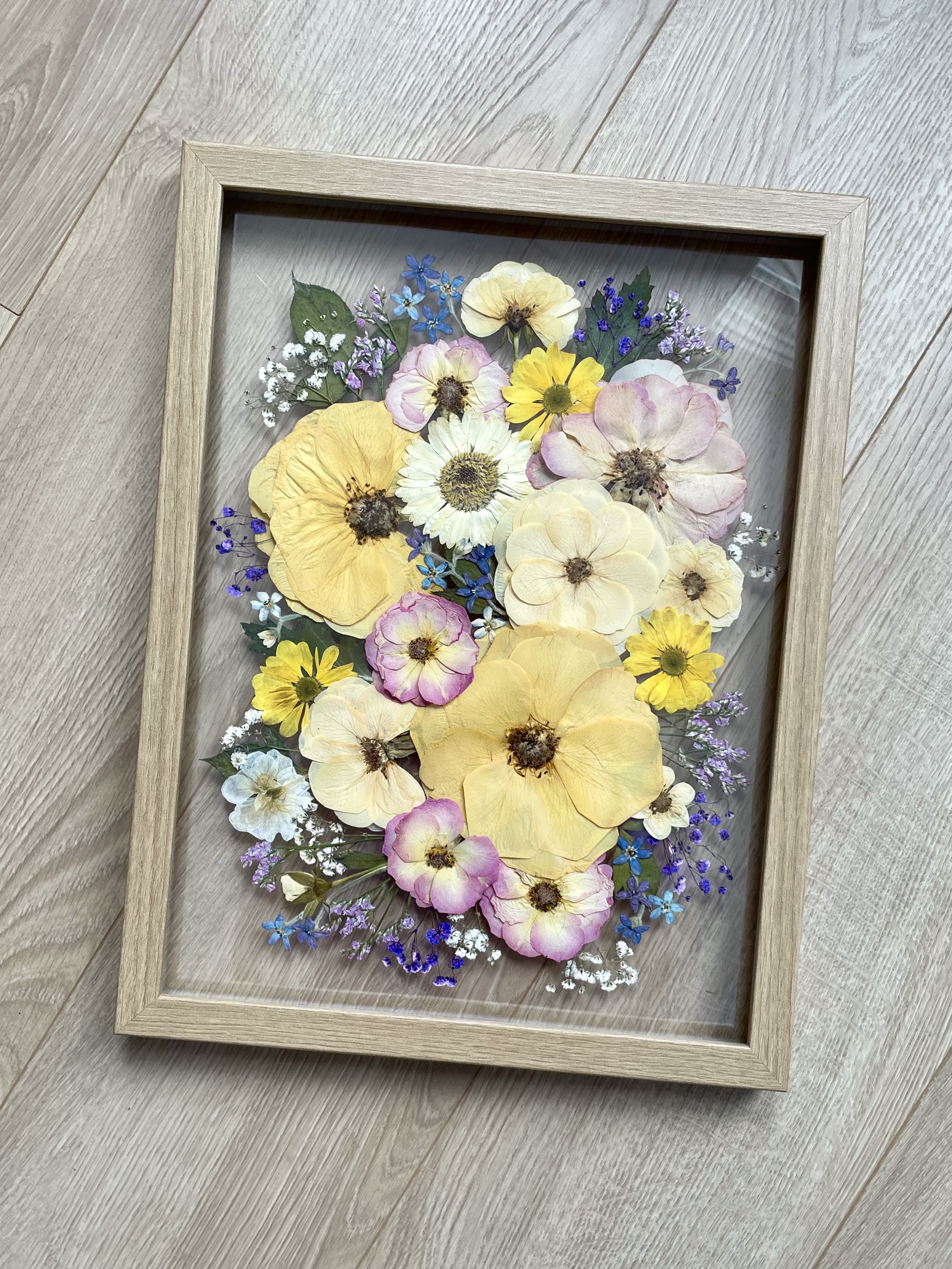 Bouquet de mariage pressé roses multicolores