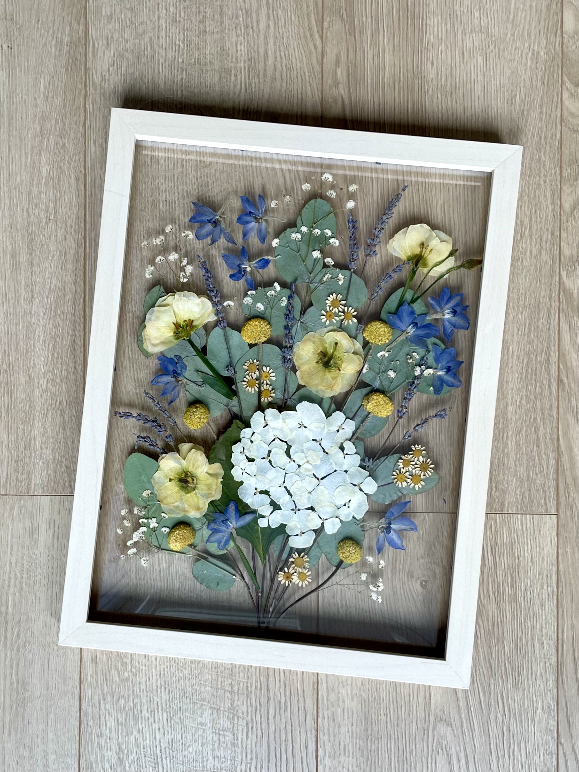 Commandez votre cadre de fleurs pressées à partir de votre bouquet de mariage, Paris France