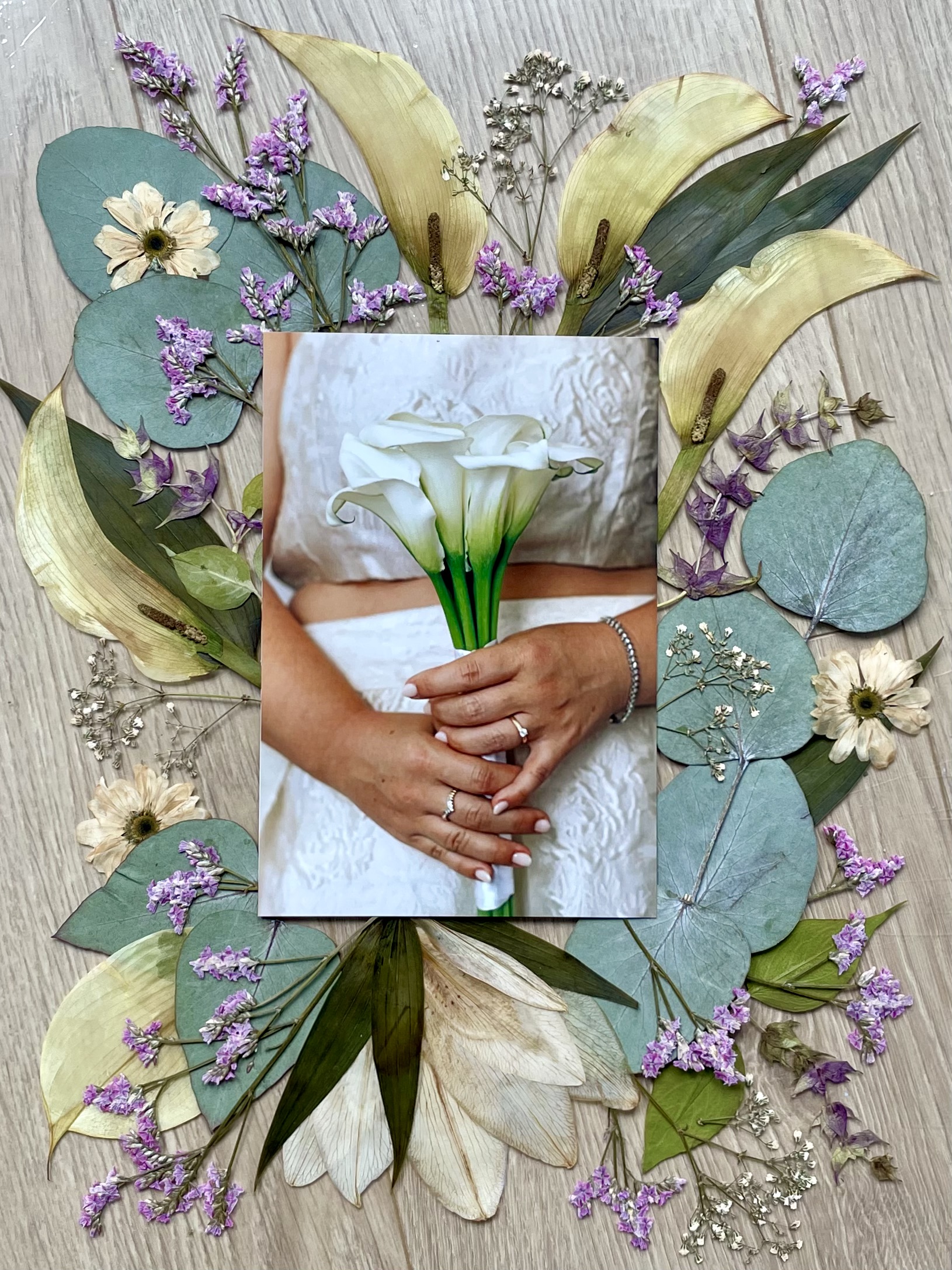 conserver son bouquet de mariée en herbier encadré entre deux verres